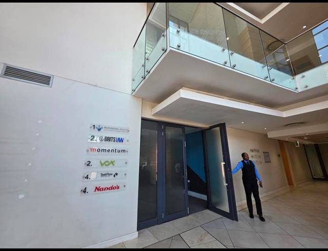 BUSINESS PROPERTY TO RENT IN MENLYN